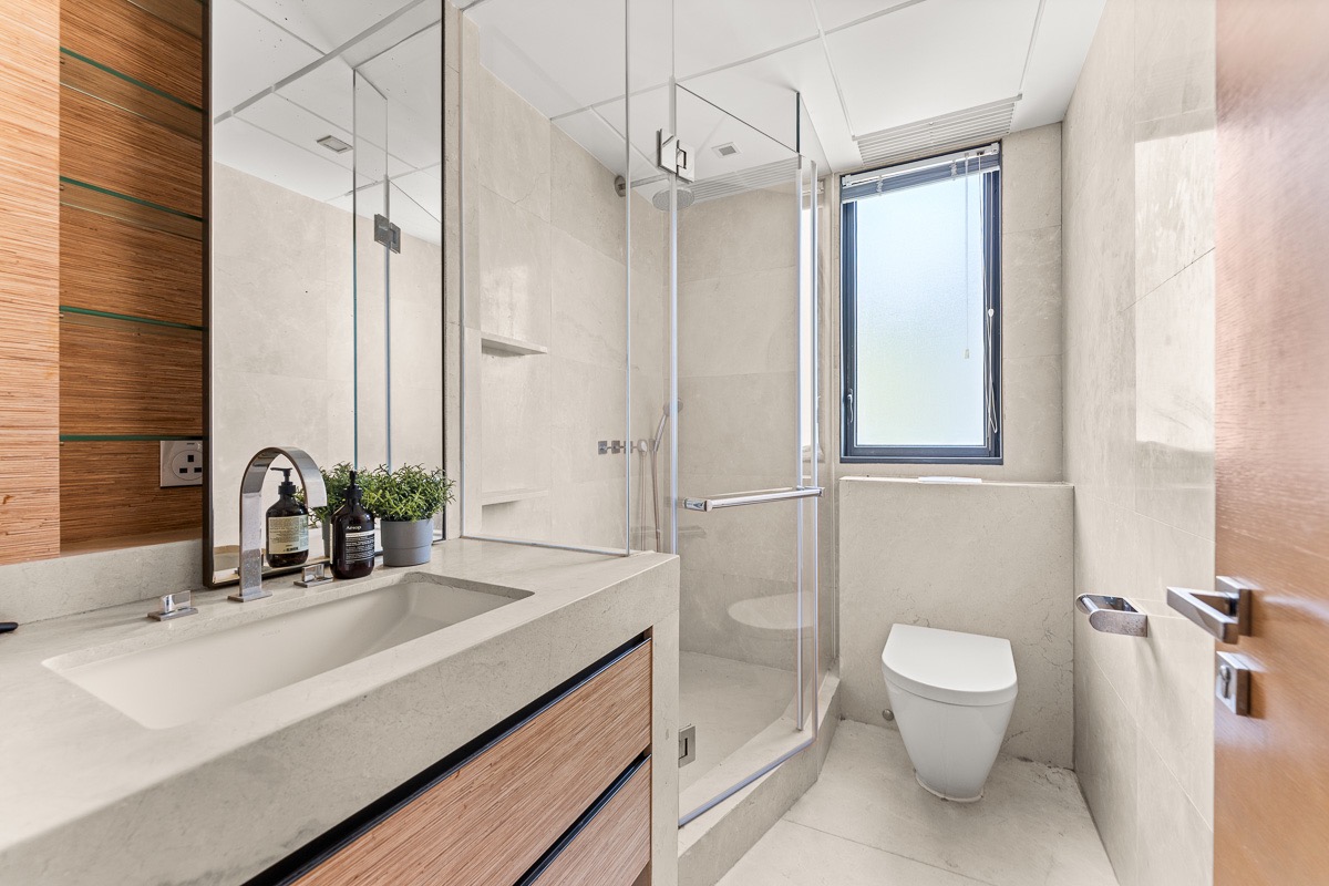 https://ap8.propertyraptor.com/hornet/src?p=/ap8_001/hornet/prp/img/0164c98c55f815b264f6cdb510709921-wtm.jpg