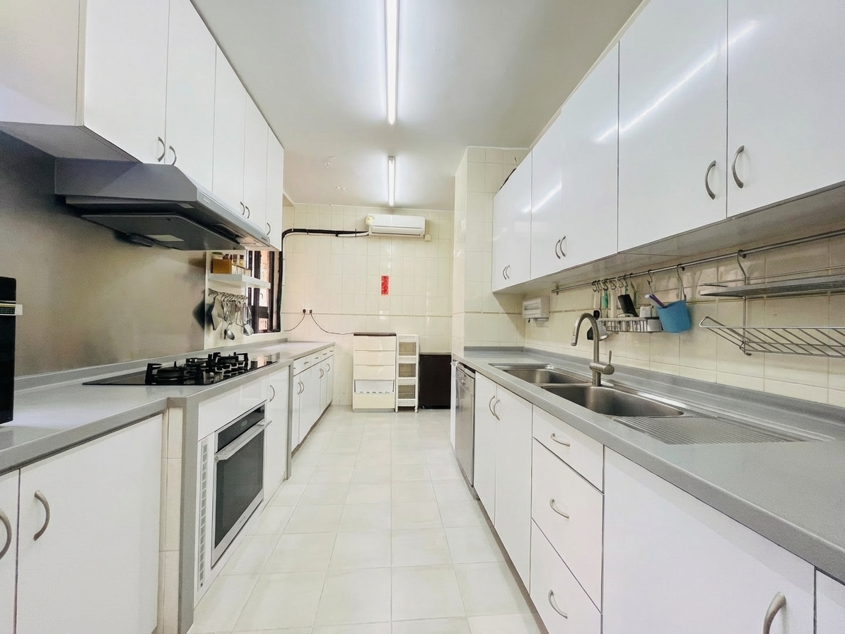 https://ap8.propertyraptor.com/hornet/src?p=/ap8_001/hornet/prp/img/05330c9b3b51ac81646faf2b321b52bc-wtm-enh.jpg