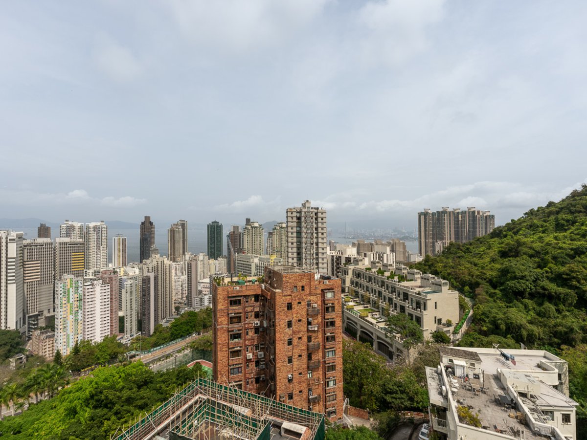 https://ap8.propertyraptor.com/hornet/src?p=/ap8_001/hornet/prp/img/072ac06c71a557abe54a94770a8360ff.jpg