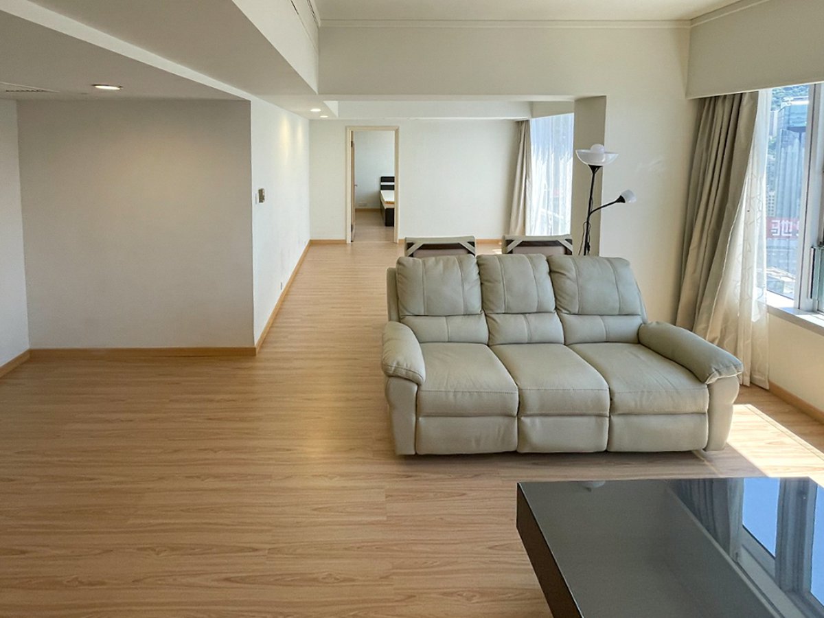 Convention Plaza Apartments