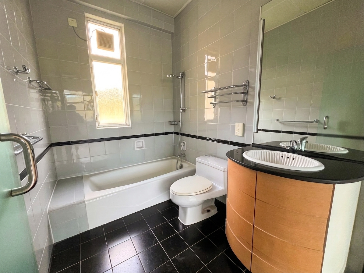 https://ap8.propertyraptor.com/hornet/src?p=/ap8_001/hornet/prp/img/11d0ee64f558de03d1f0690d5fd14ae3-wtm-enh.jpg
