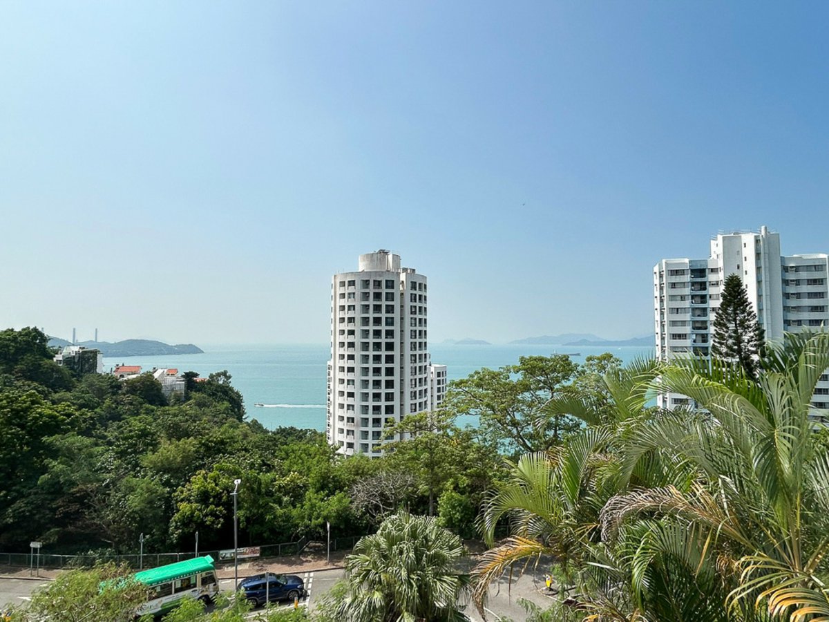 https://ap8.propertyraptor.com/hornet/src?p=/ap8_001/hornet/prp/img/14313d3ebddd6d6ee3d9377a51712dda.jpg
