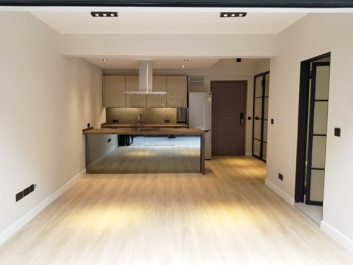 https://ap8.propertyraptor.com/hornet/src?p=/ap8_001/hornet/prp/img/168912bd90f49f648af091ef7354c89f.jpg
