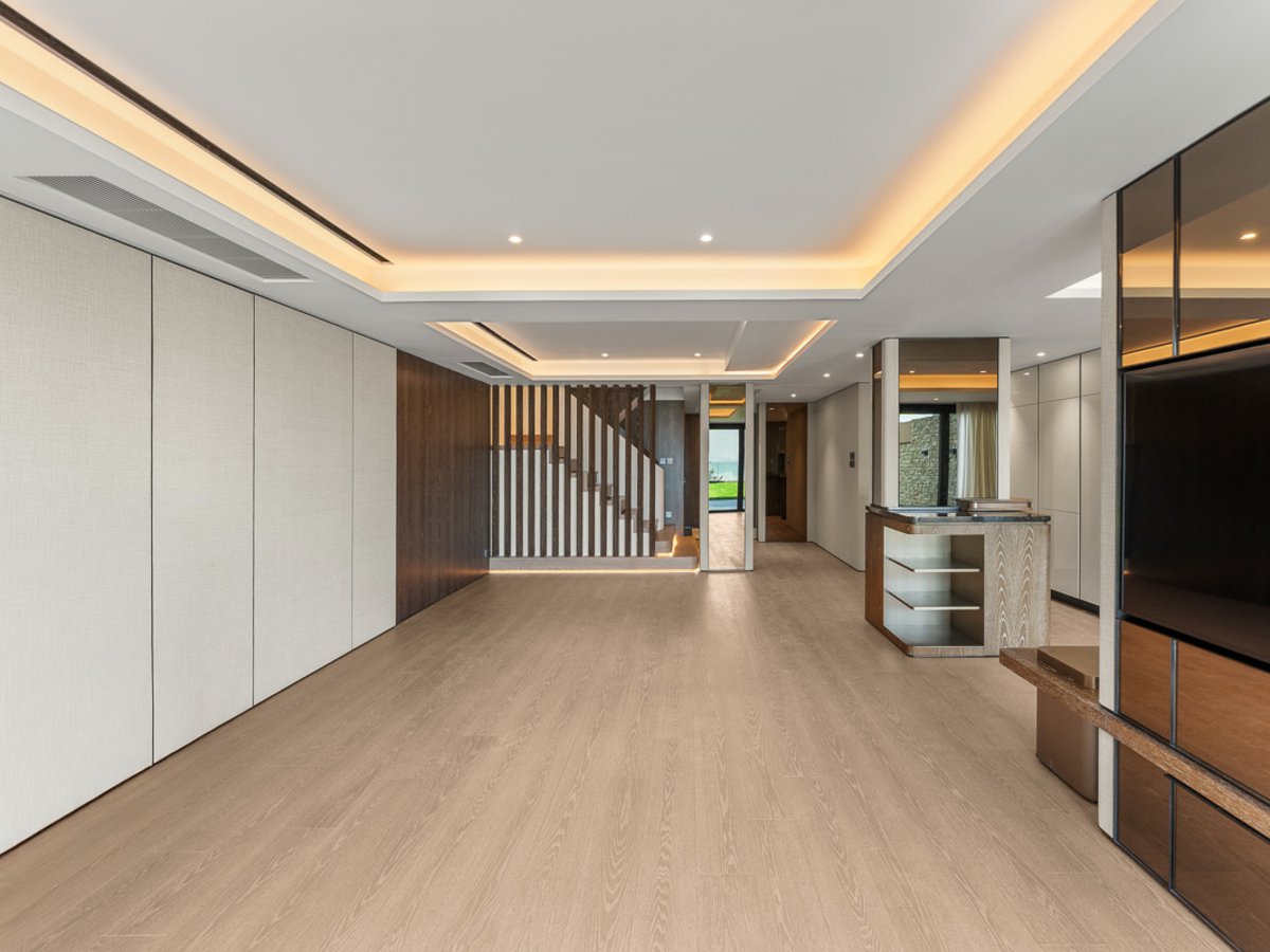 https://ap8.propertyraptor.com/hornet/src?p=/ap8_001/hornet/prp/img/18ac678ffebbfa6c7e3410076353a8be-wtm.jpg