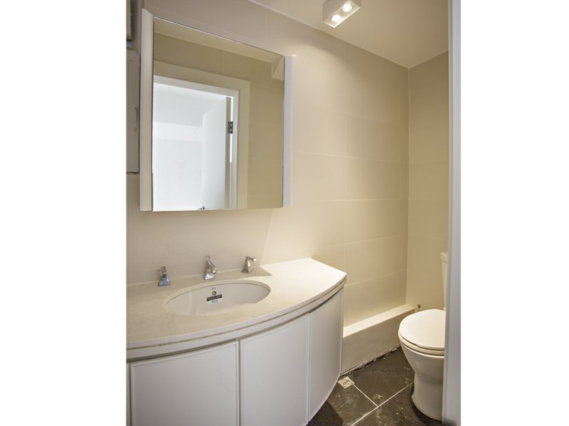 https://ap8.propertyraptor.com/hornet/src?p=/ap8_001/hornet/prp/img/1cbd8581a3004f4dfdbae0bc303fa81c.jpg