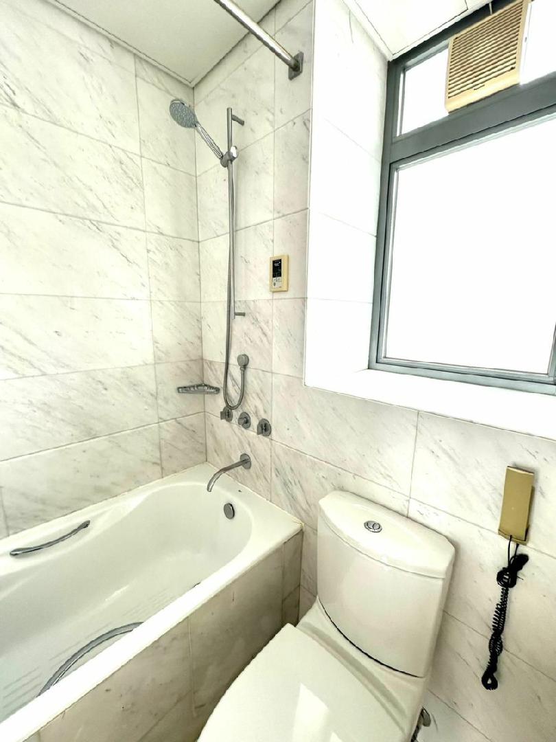 https://ap8.propertyraptor.com/hornet/src?p=/ap8_001/hornet/prp/img/2ab9cba610d6adea9c9be7f3b8236da0-wtm.jpg