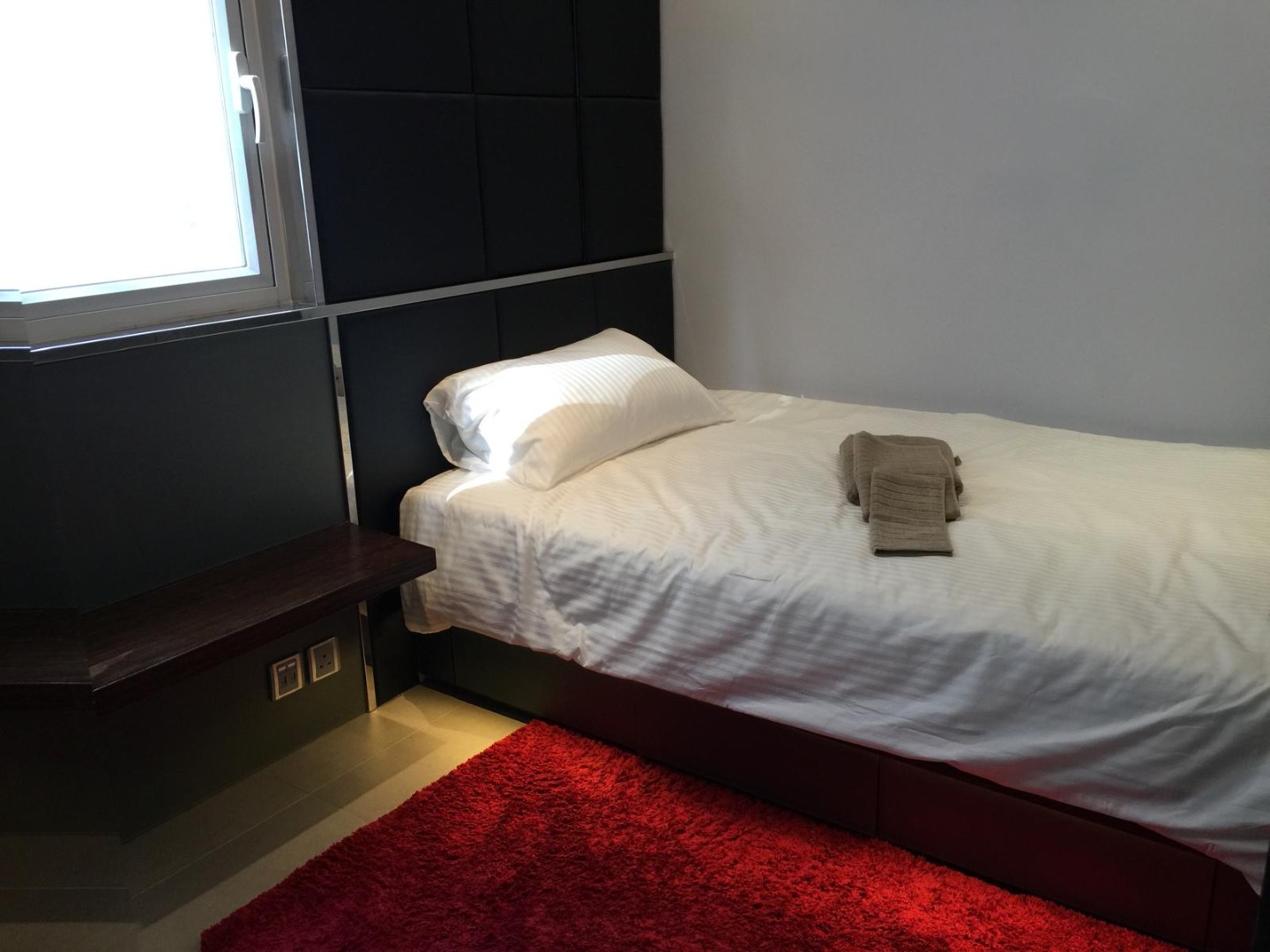 https://ap8.propertyraptor.com/hornet/src?p=/ap8_001/hornet/prp/img/47270ce1cb4fd8c4a92e2f840c61a925-wtm.jpg