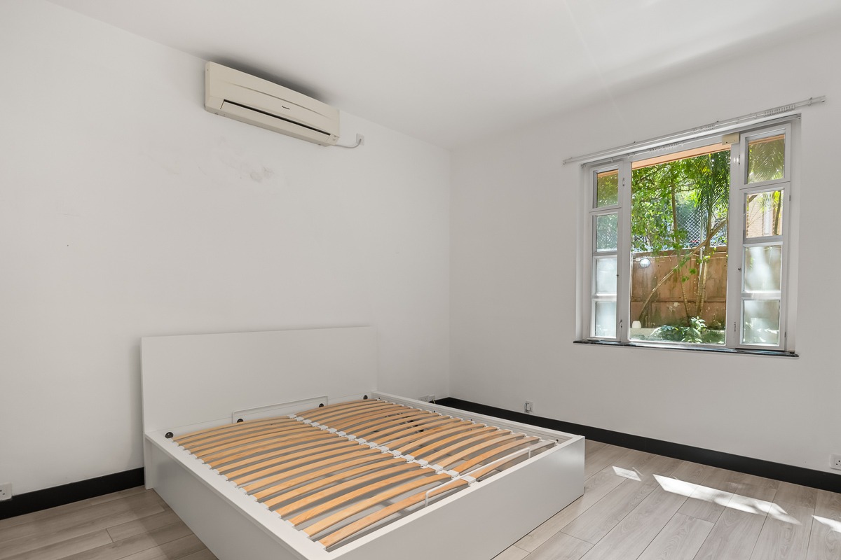 https://ap8.propertyraptor.com/hornet/src?p=/ap8_001/hornet/prp/img/478794fd464d2fc61b46d33fb22ca1f6-wtm.jpg