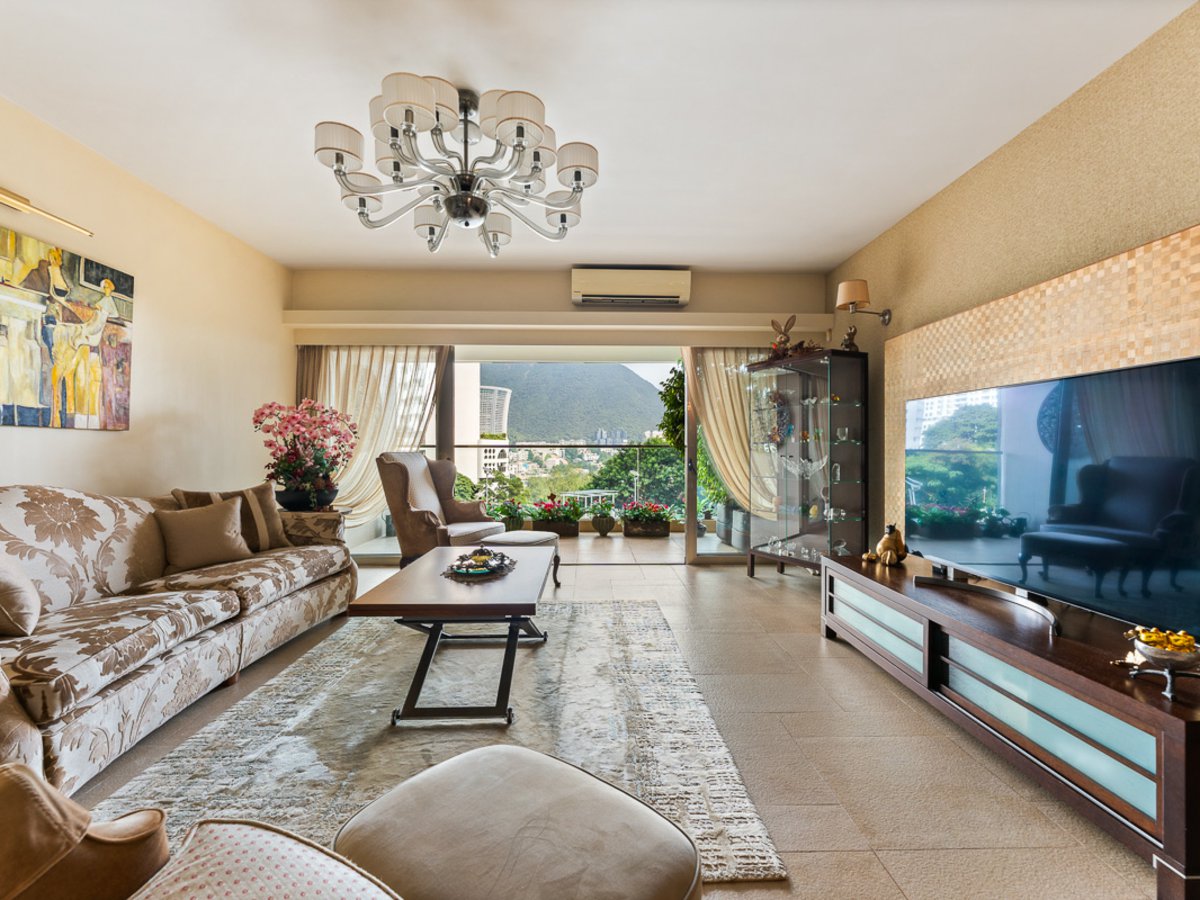 Repulse Bay Garden Blk 30