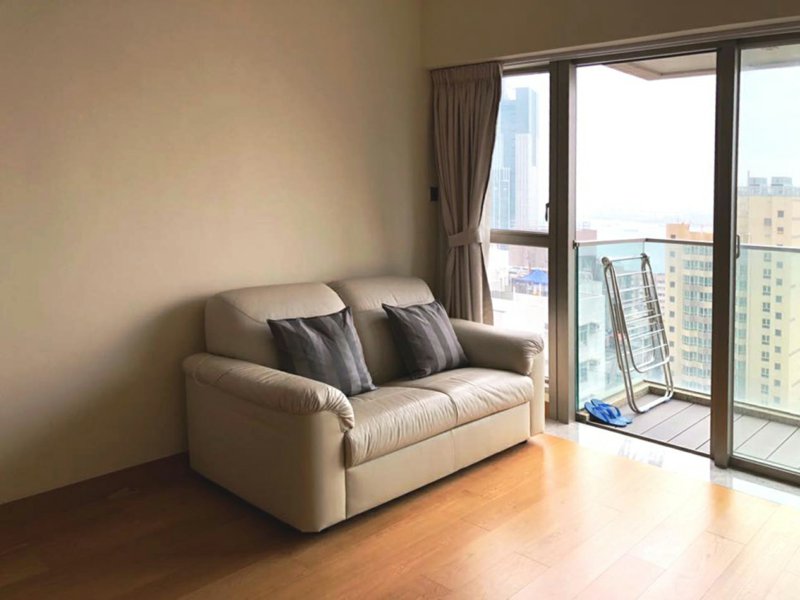 https://ap8.propertyraptor.com/hornet/src?p=/ap8_001/hornet/prp/img/54f8ac176557488f0dc508d87e25f268.jpg