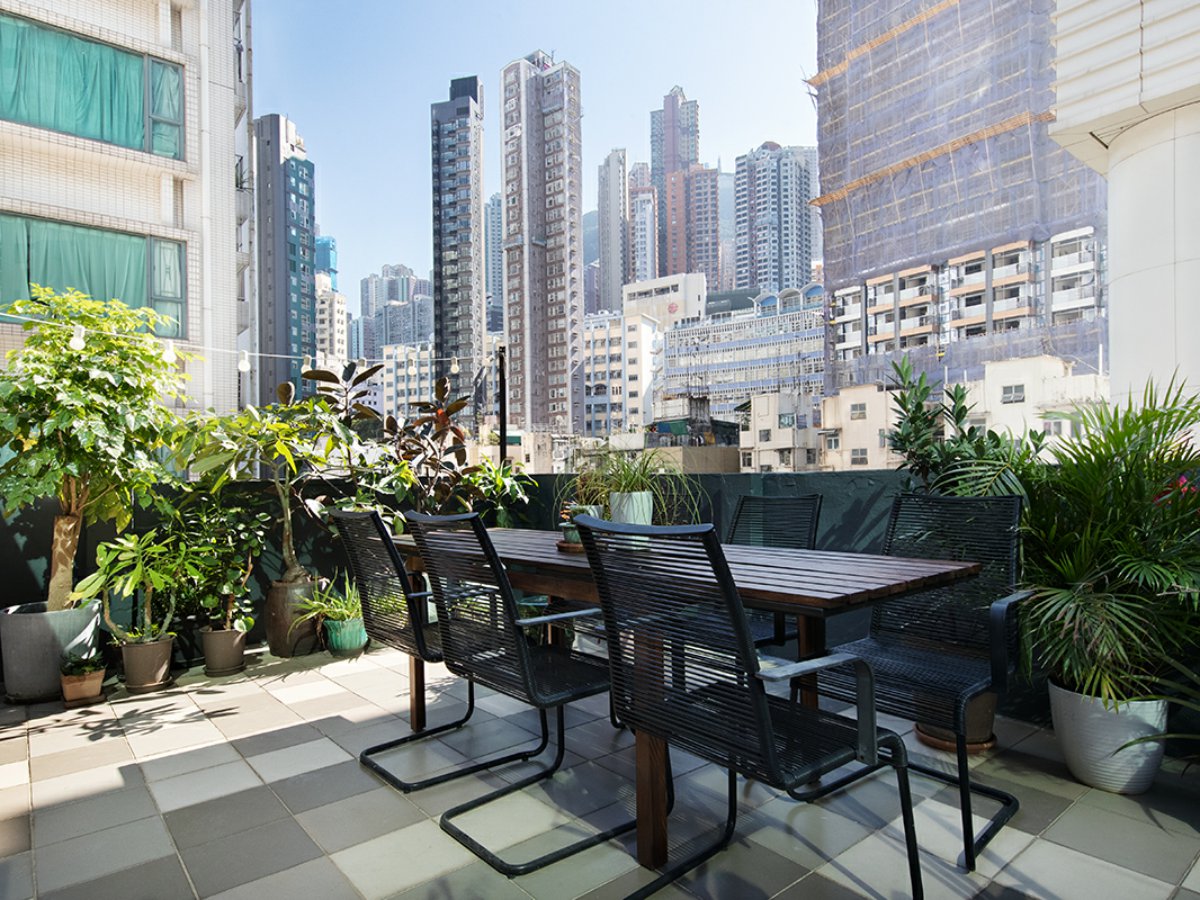 https://ap8.propertyraptor.com/hornet/src?p=/ap8_001/hornet/prp/img/55a259fddeb013c0b2fd0d0e1e966b21.jpg