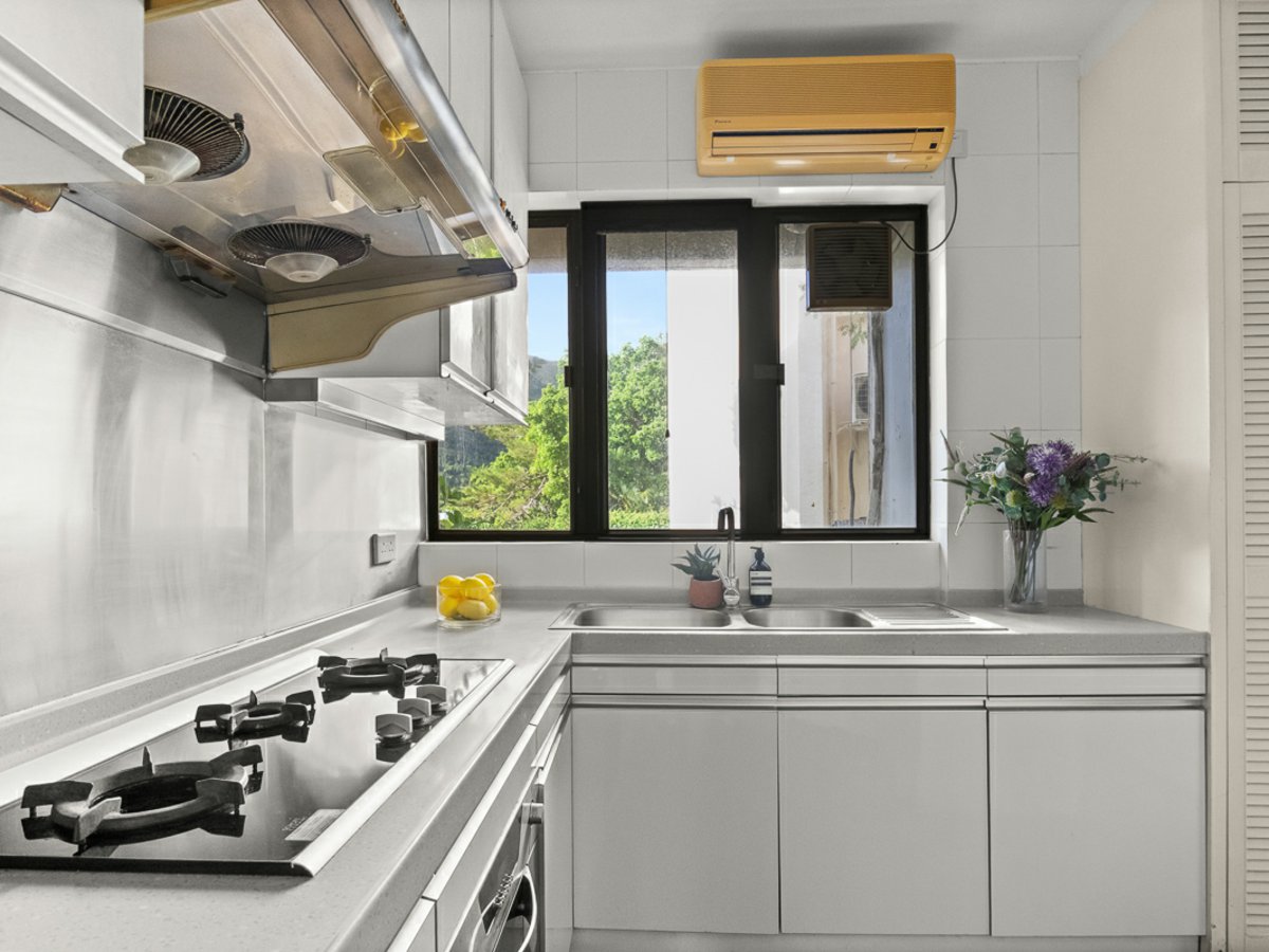 https://ap8.propertyraptor.com/hornet/src?p=/ap8_001/hornet/prp/img/62ff07c570f34c9de6ea87c4f40a8268-wtm.jpg