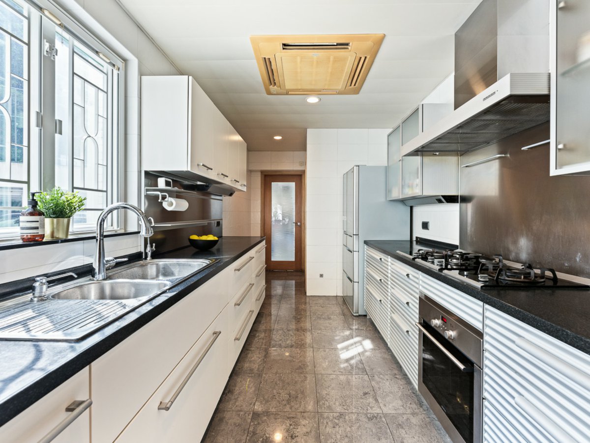 Repulse Bay Garden Blk 30