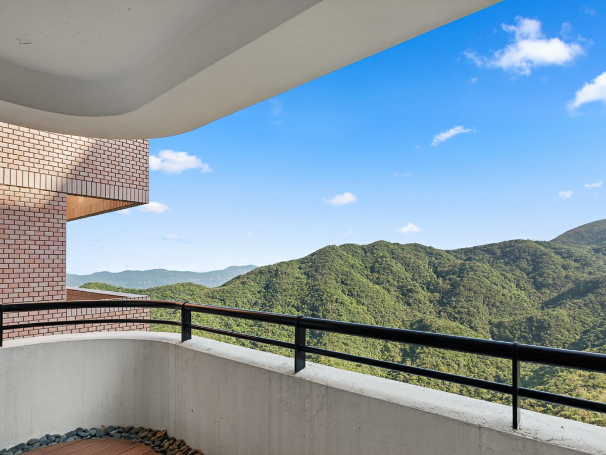 Hong Kong Parkview Twr 8