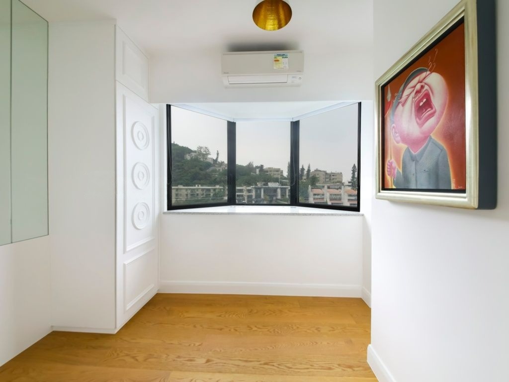 https://ap8.propertyraptor.com/hornet/src?p=/ap8_001/hornet/prp/img/6fafadde76264789081fe9ce828aea1a-wtm.jpg