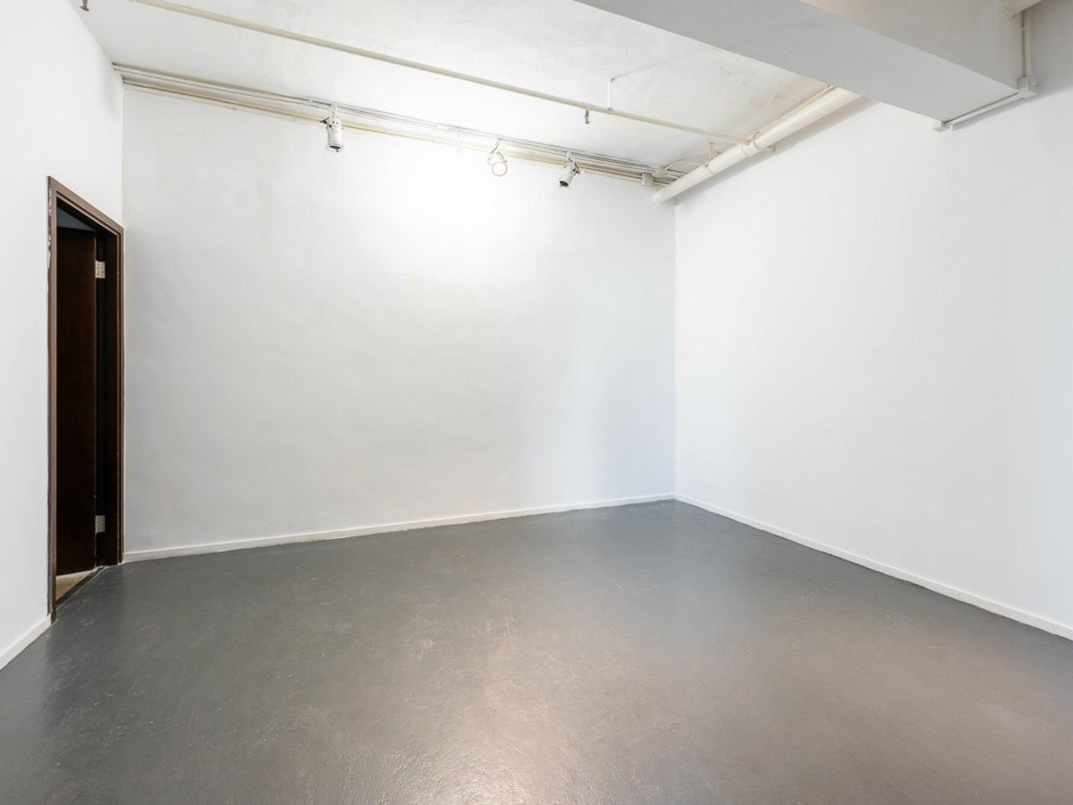 https://ap8.propertyraptor.com/hornet/src?p=/ap8_001/hornet/prp/img/705906e85ee9f8d1fb82cf6a15e84289.jpg