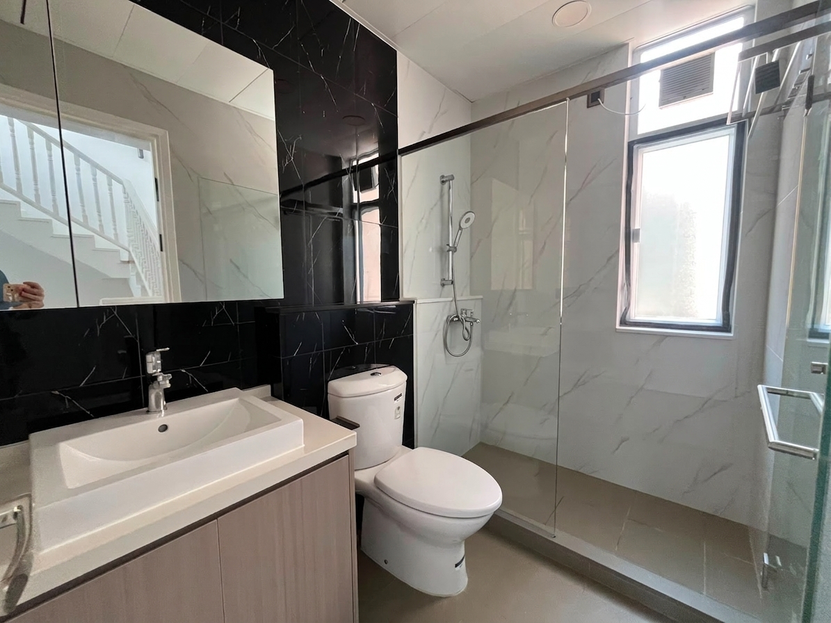 https://ap8.propertyraptor.com/hornet/src?p=/ap8_001/hornet/prp/img/7a2de9a1691c1e483bc7ea8524edf25e-wtm-enh.jpg