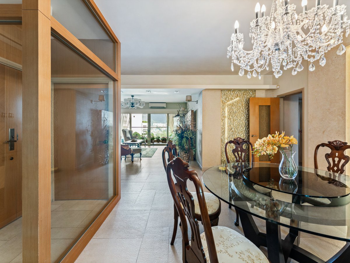 Repulse Bay Garden Blk 30