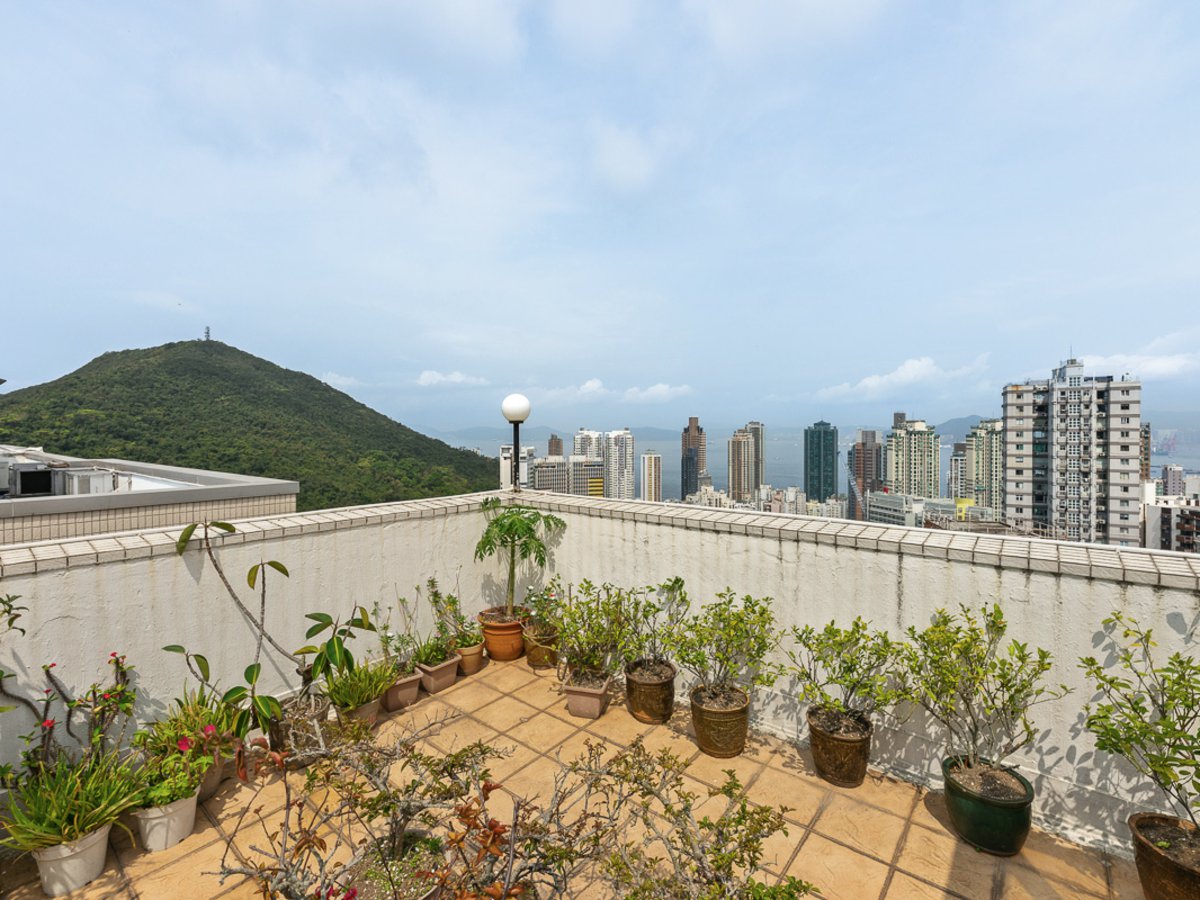 https://ap8.propertyraptor.com/hornet/src?p=/ap8_001/hornet/prp/img/7e19f8b01fcc423f74bf34268a3ec529.jpg