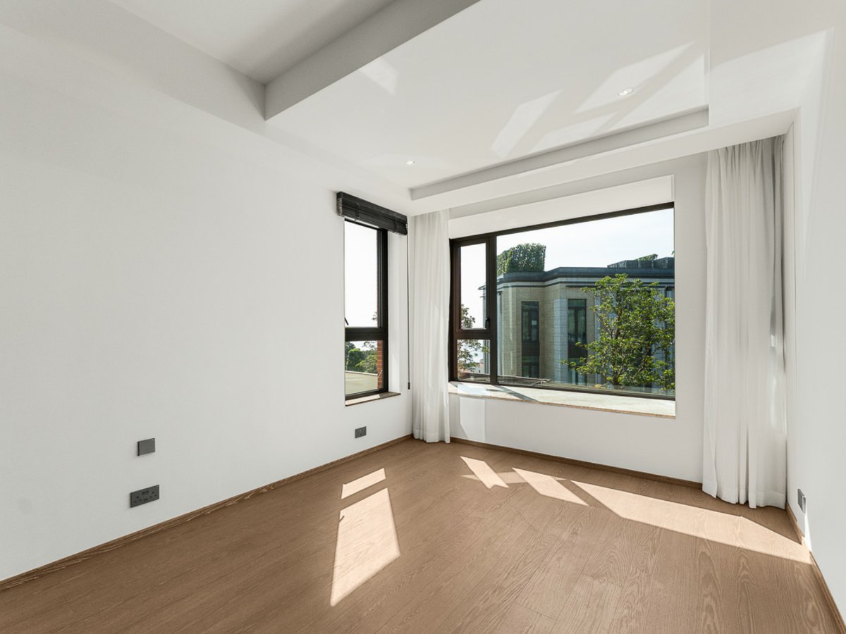 https://ap8.propertyraptor.com/hornet/src?p=/ap8_001/hornet/prp/img/8720914e2226f3afde53f4e82b97acc0-wtm.jpg