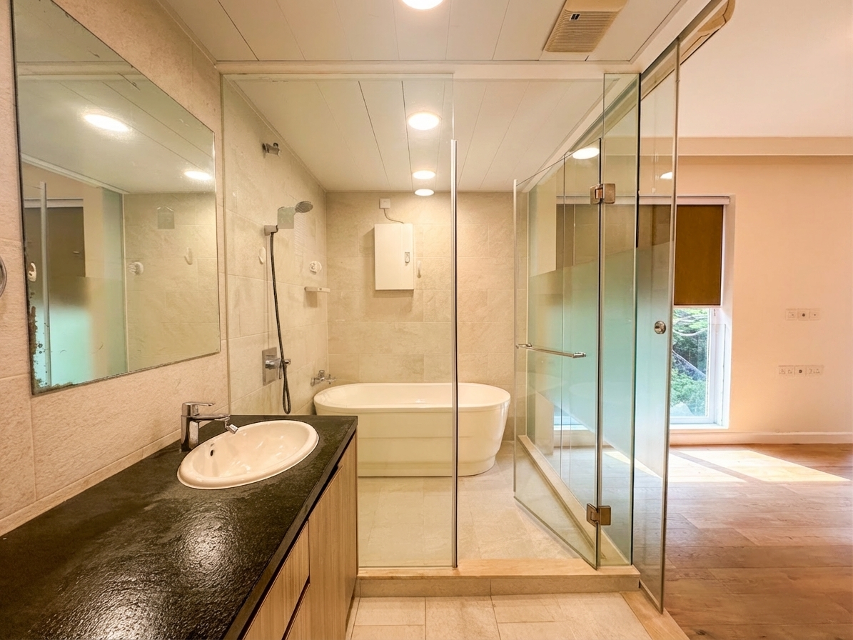 https://ap8.propertyraptor.com/hornet/src?p=/ap8_001/hornet/prp/img/87fa5ab5ce392e16aa2482a4d12f4f56-wtm-enh.jpg