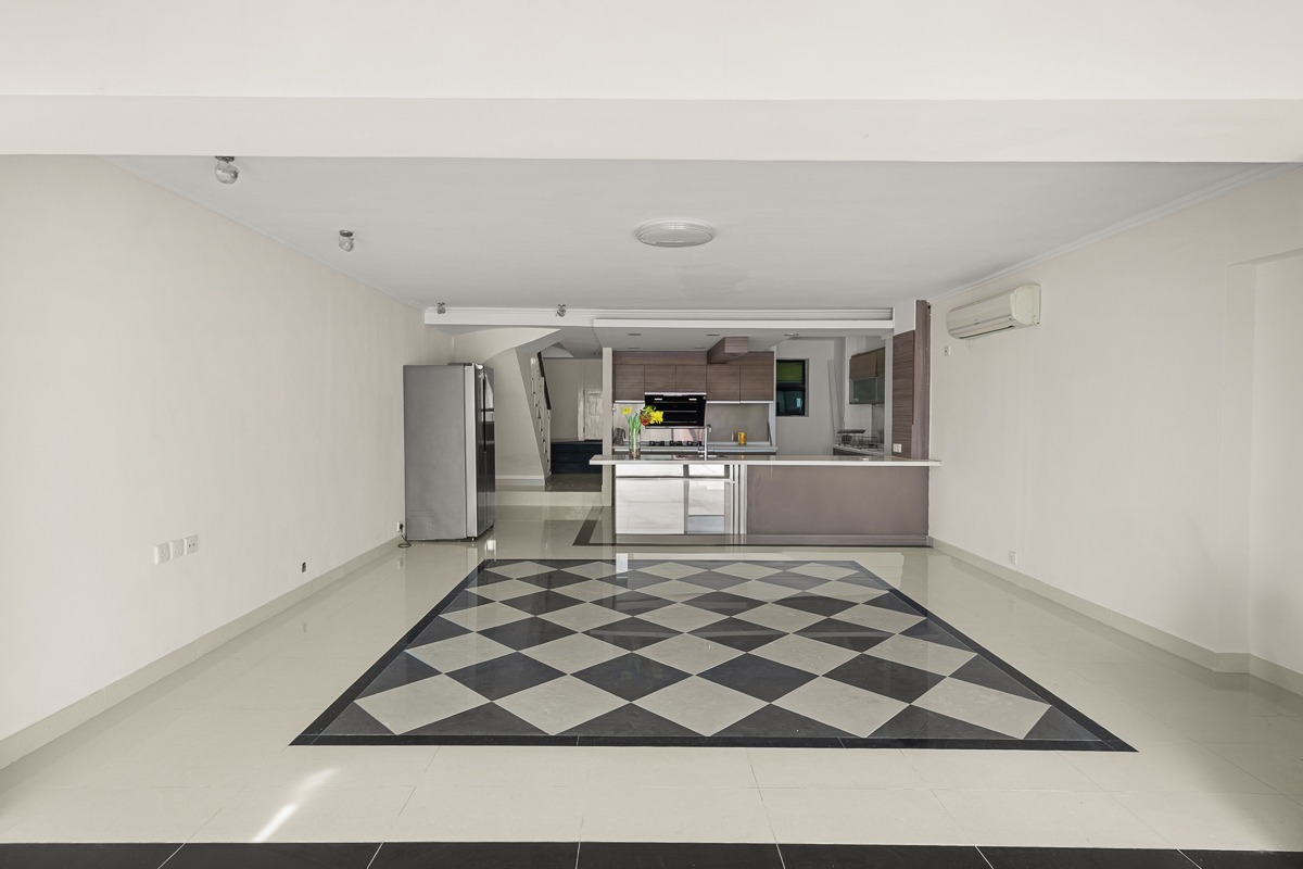 Silver Fountain Terrace