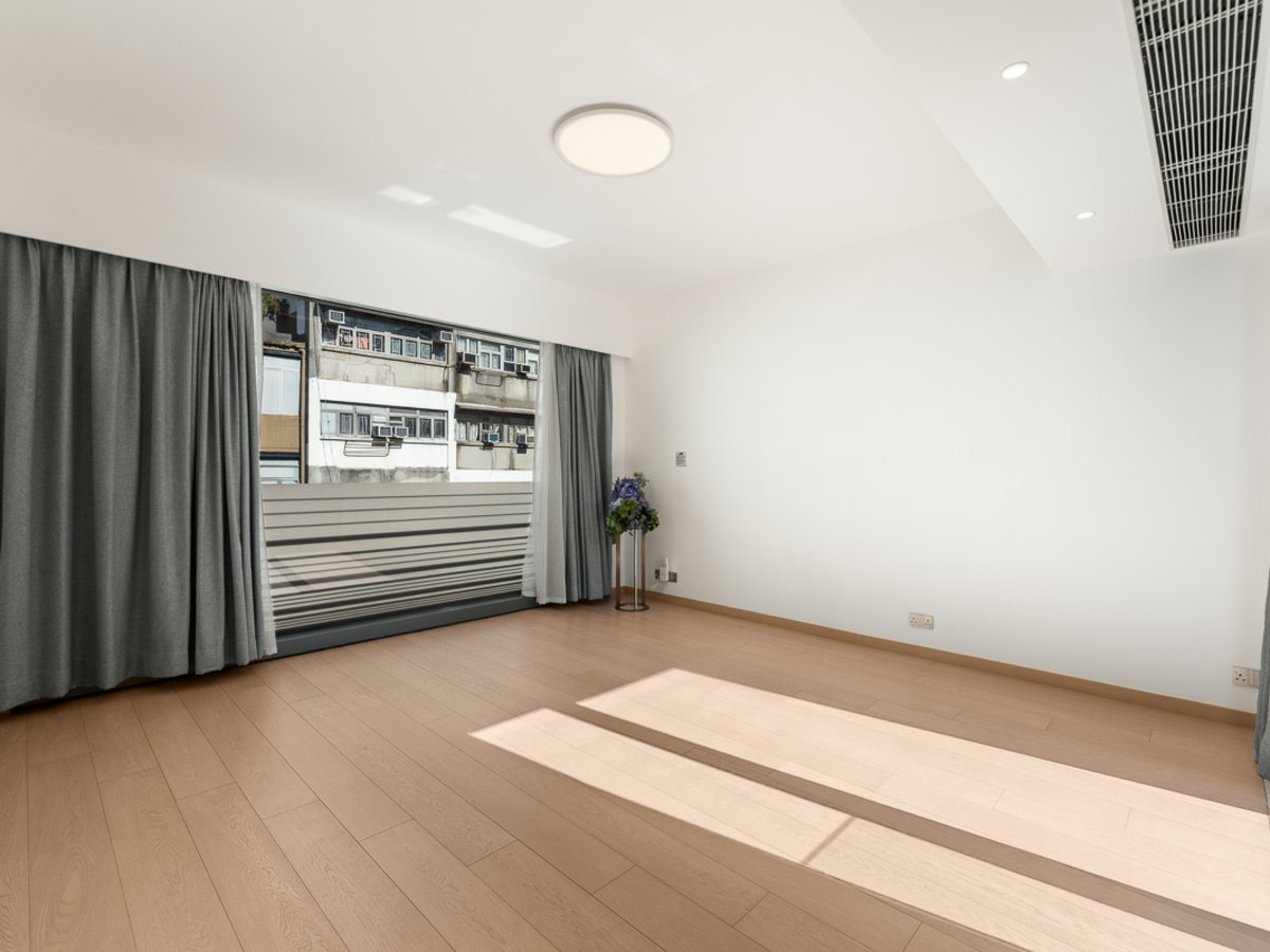 https://ap8.propertyraptor.com/hornet/src?p=/ap8_001/hornet/prp/img/961406f8d0e49eac588057f1a8fab8e4-wtm.jpg