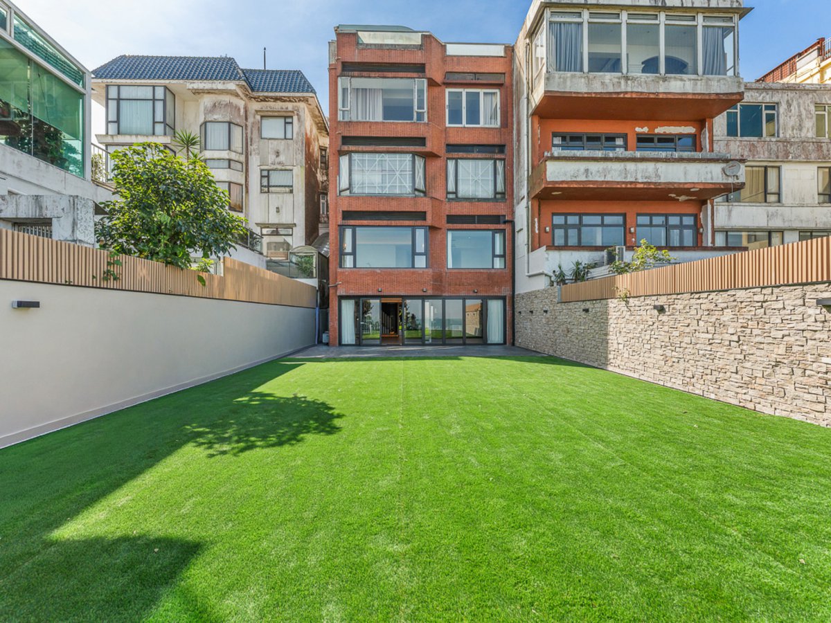 https://ap8.propertyraptor.com/hornet/src?p=/ap8_001/hornet/prp/img/9889de2de3cfa3bb1de4b2fe2cd1383f-wtm.jpg
