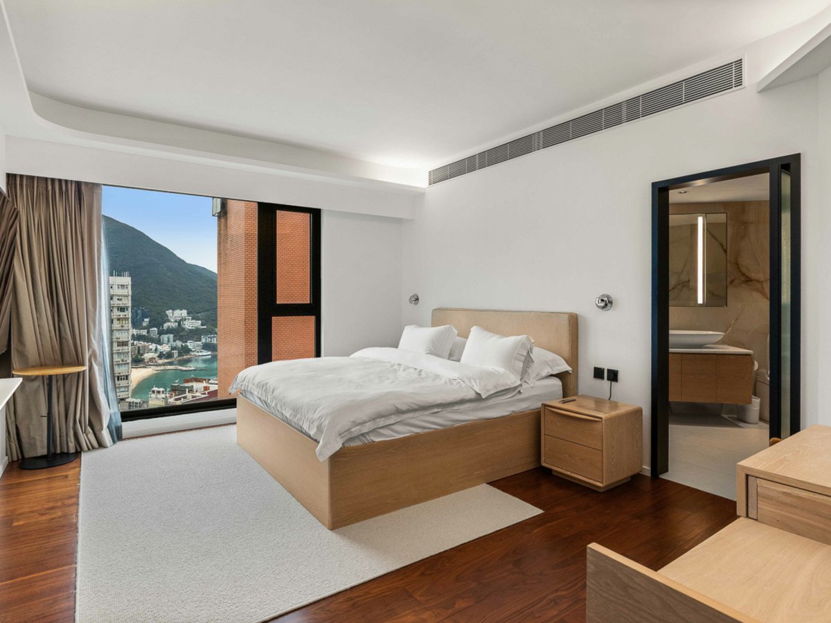 Belleview Place
