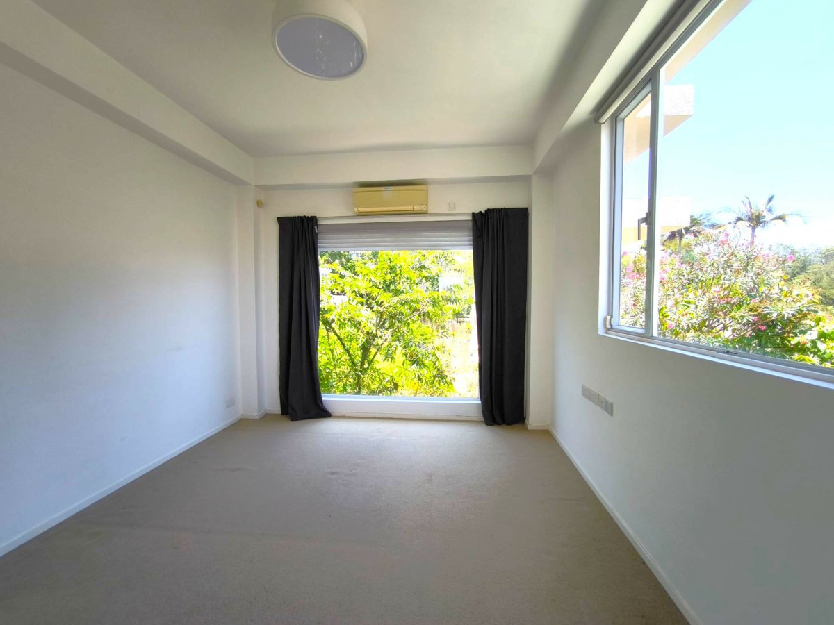 https://ap8.propertyraptor.com/hornet/src?p=/ap8_001/hornet/prp/img/ad41908434bc0498e7e3dc2791257dbb-wtm.jpg
