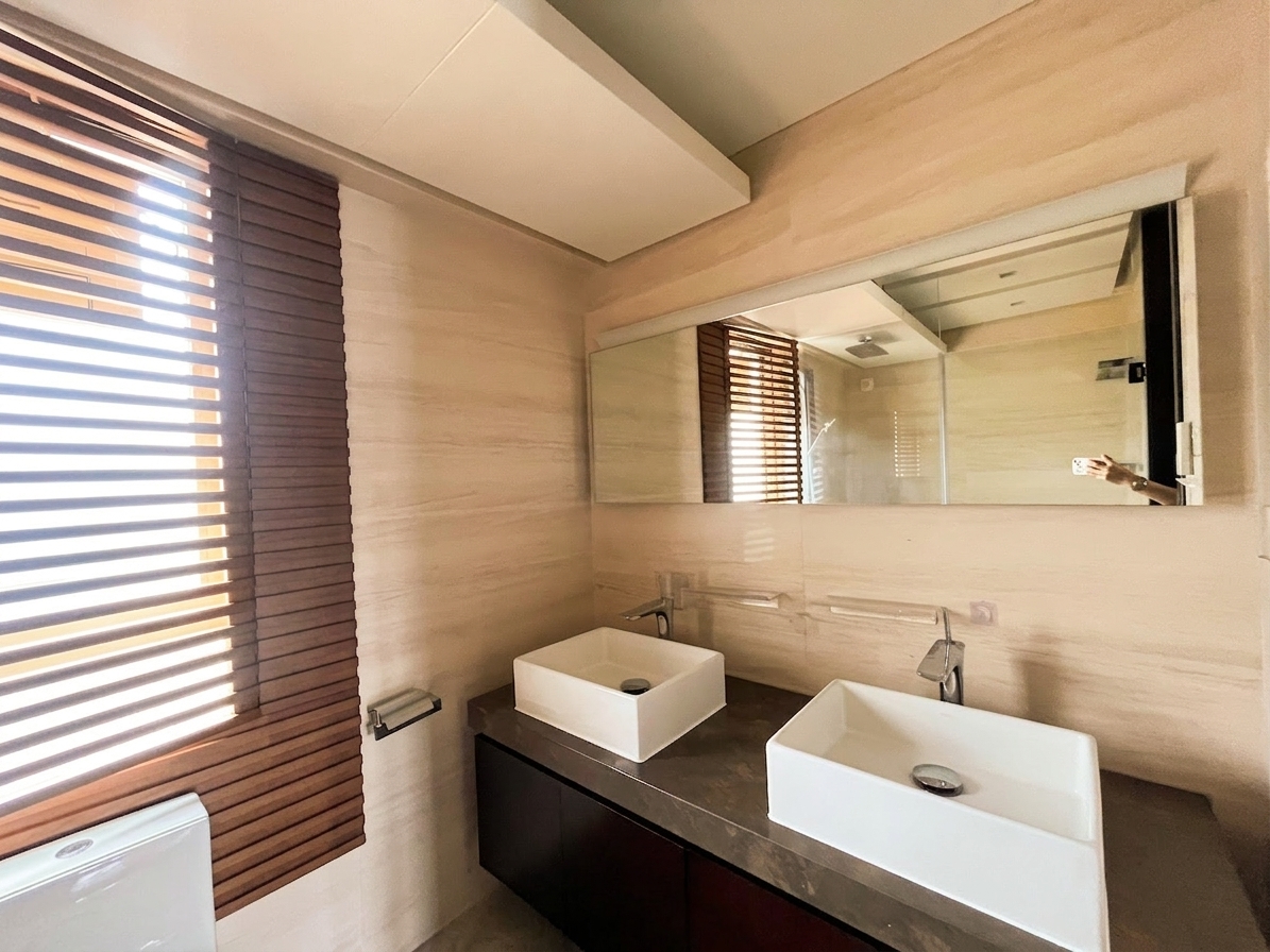 https://ap8.propertyraptor.com/hornet/src?p=/ap8_001/hornet/prp/img/b21a183ab6db2b2f9cddfd5e57c0c639-wtm-enh.jpg