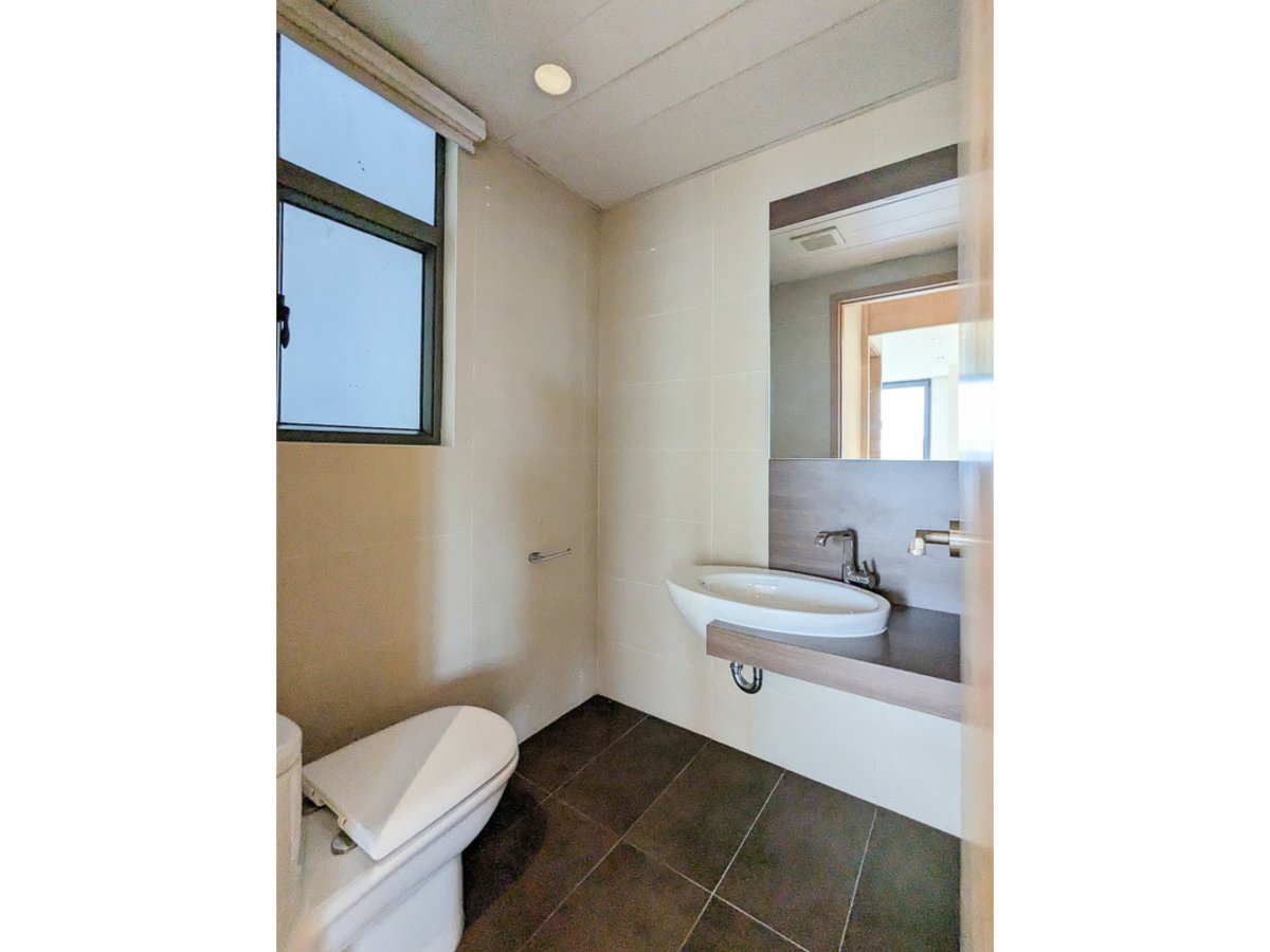 https://ap8.propertyraptor.com/hornet/src?p=/ap8_001/hornet/prp/img/b39c2db37ac6d80486ccc33769e18d10-wtm.jpg