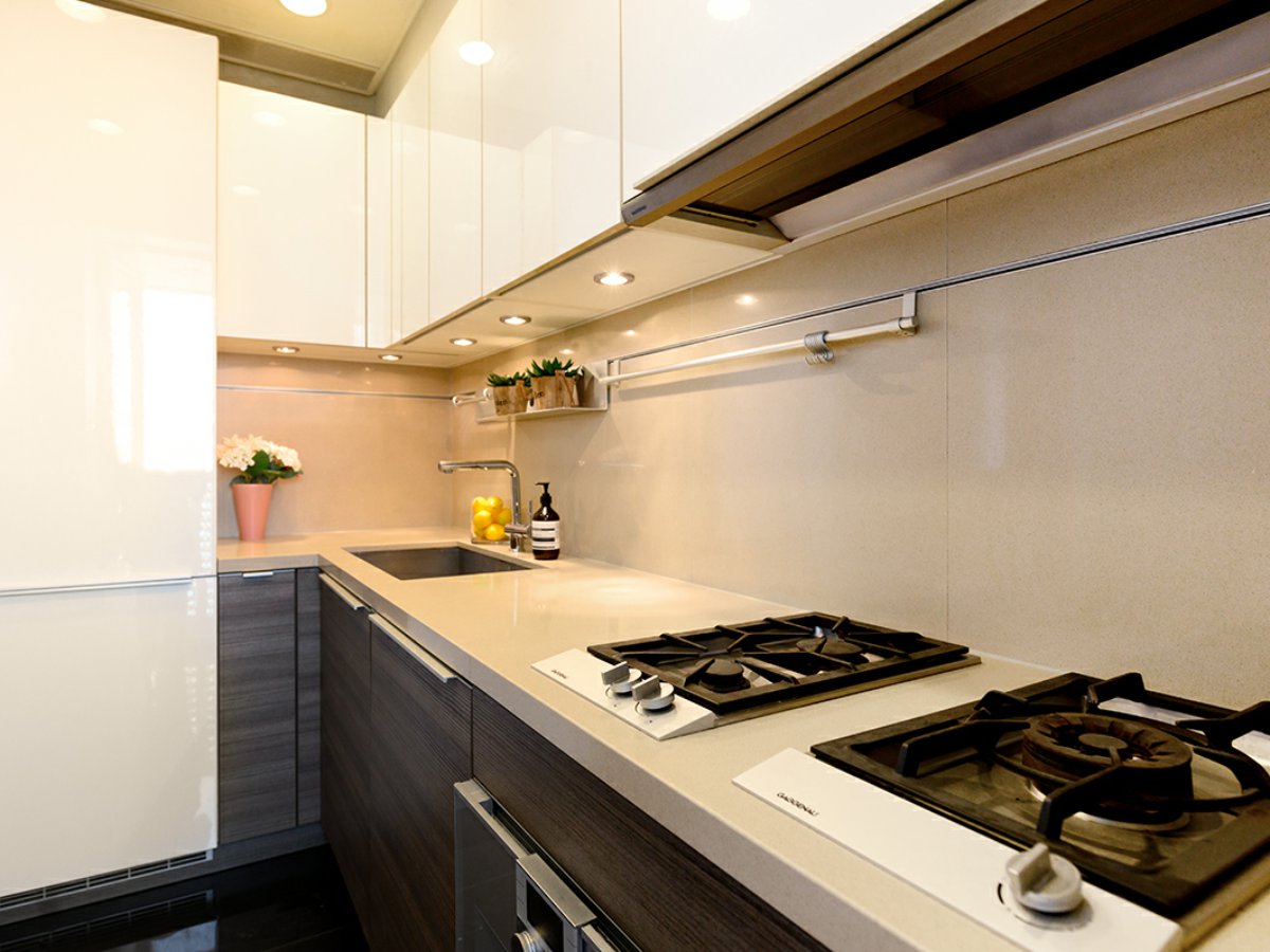 https://ap8.propertyraptor.com/hornet/src?p=/ap8_001/hornet/prp/img/b6617f219cc051efa2ec239d7d42db99.jpg