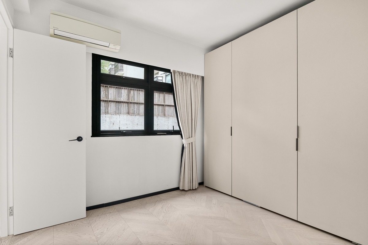 https://ap8.propertyraptor.com/hornet/src?p=/ap8_001/hornet/prp/img/bba79d23fb7f77438804683fb5f8659a-wtm.jpg