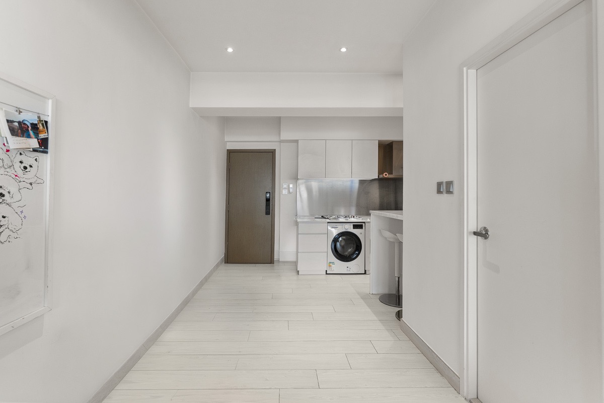 https://ap8.propertyraptor.com/hornet/src?p=/ap8_001/hornet/prp/img/bd28a3e83b7d246a11635ffb0be9578b-wtm.jpg