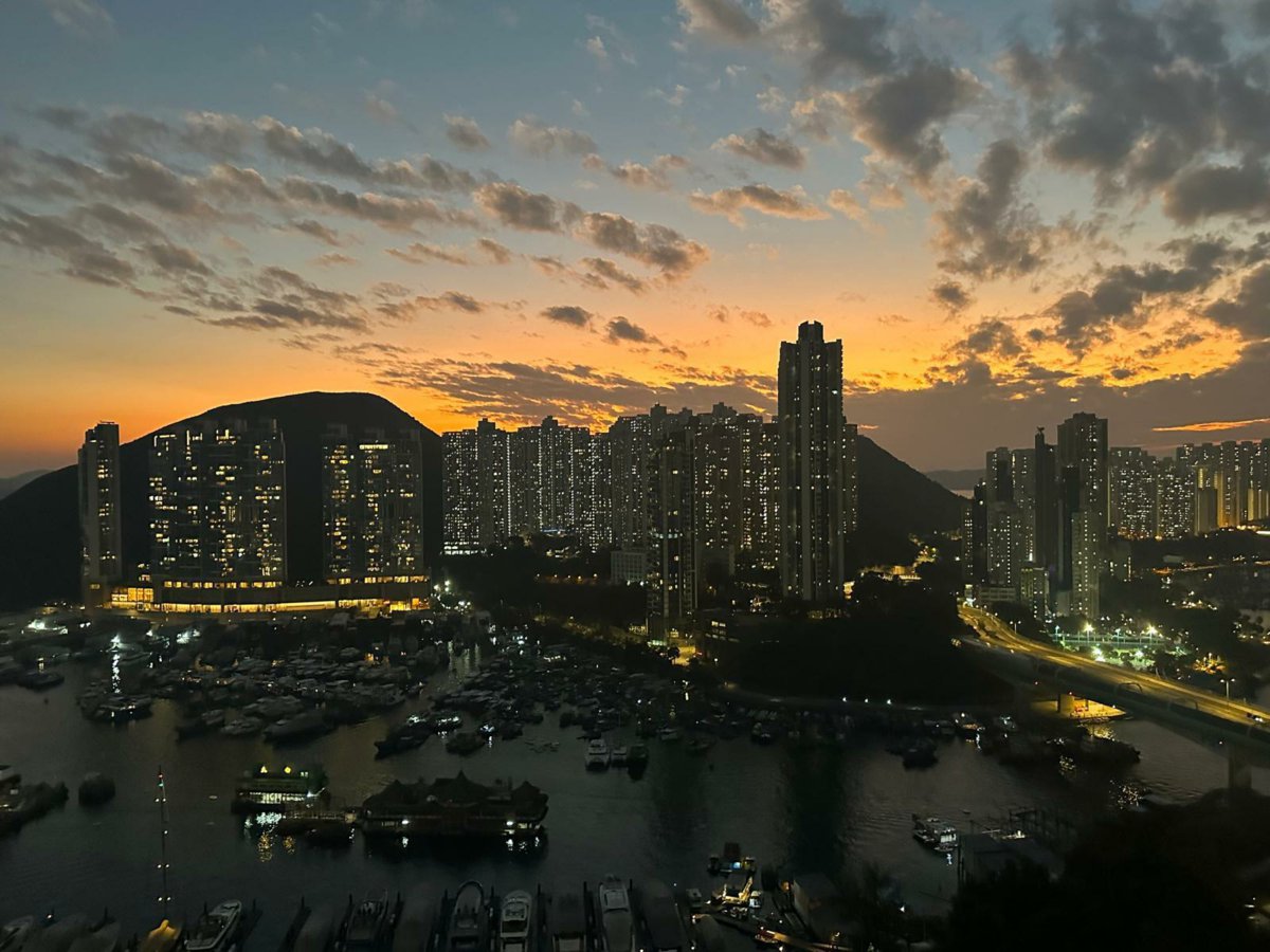 https://ap8.propertyraptor.com/hornet/src?p=/ap8_001/hornet/prp/img/befca69d5a86c8ad42120ebd3697df8e-wtm.jpg