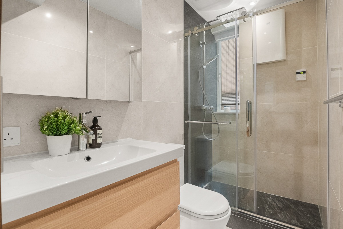 https://ap8.propertyraptor.com/hornet/src?p=/ap8_001/hornet/prp/img/c29993b1028ede11e689a00dc04825bc-wtm.jpg