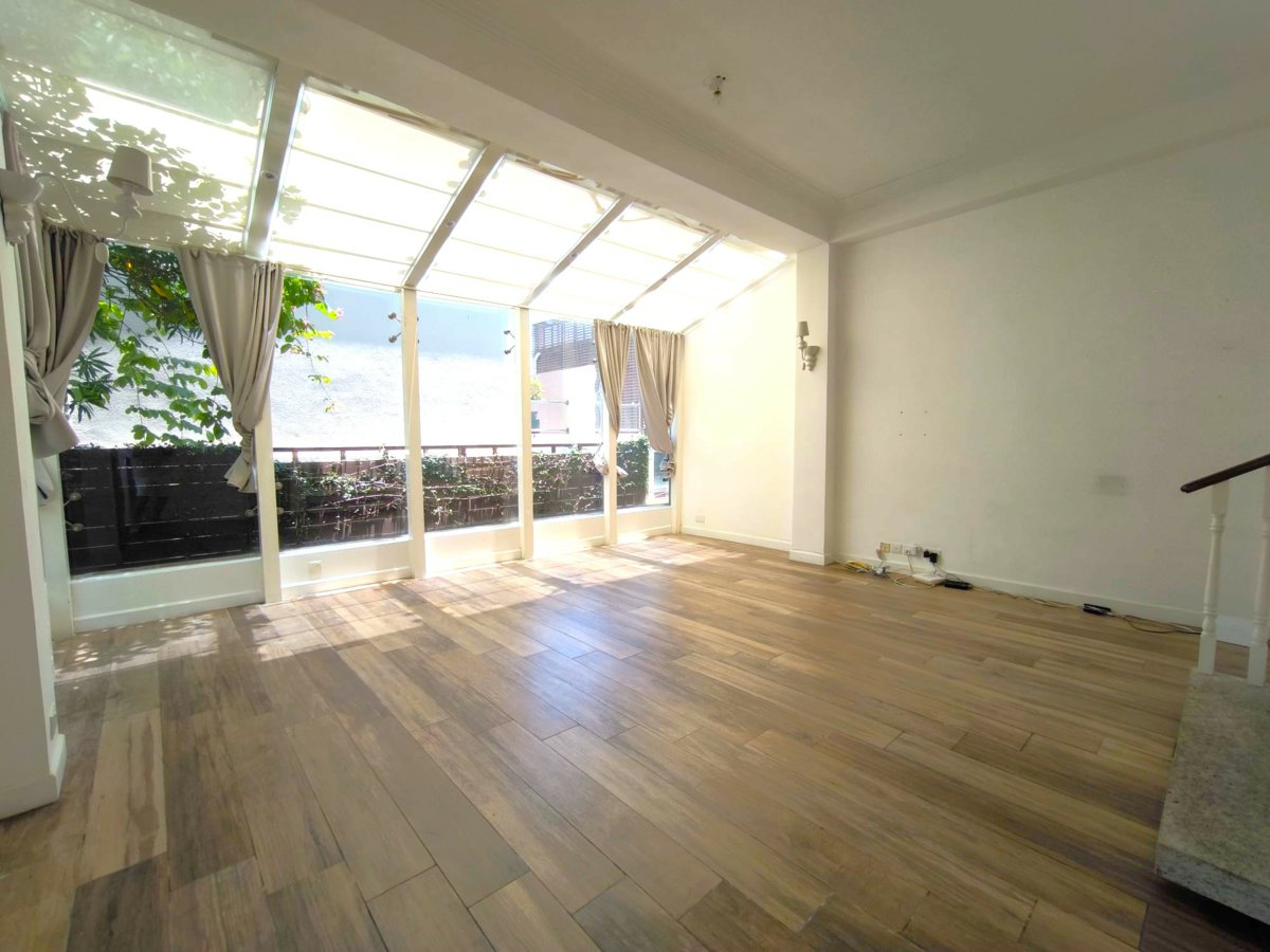 https://ap8.propertyraptor.com/hornet/src?p=/ap8_001/hornet/prp/img/c538d92ce88d659325efb8c2f7c9eac7-wtm.jpg