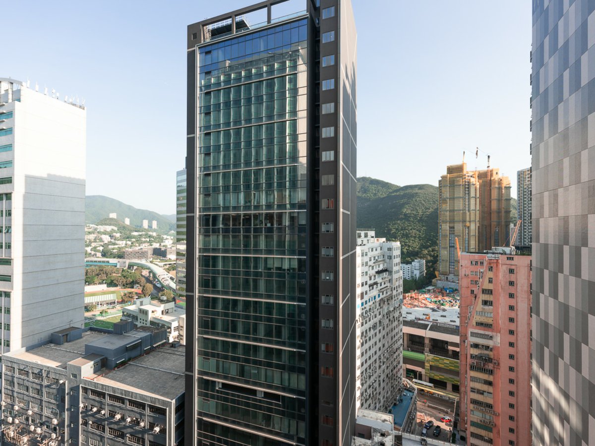https://ap8.propertyraptor.com/hornet/src?p=/ap8_001/hornet/prp/img/cc6e5e4442cb2be6e0e5291e75842025.jpg