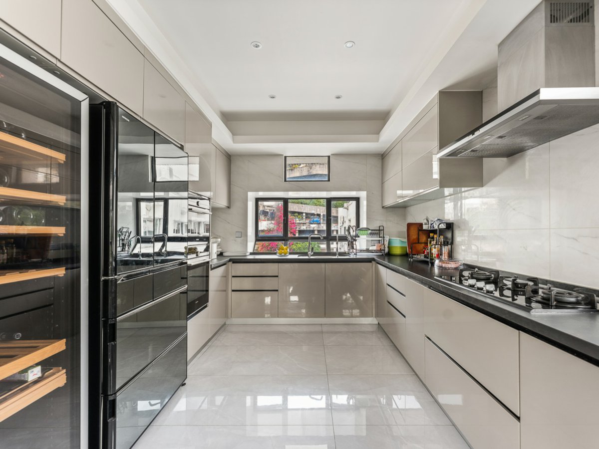 https://ap8.propertyraptor.com/hornet/src?p=/ap8_001/hornet/prp/img/d408e7ed2b598601f6f86a58db20bff3.jpg
