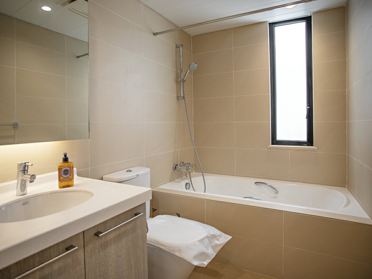 https://ap8.propertyraptor.com/hornet/src?p=/ap8_001/hornet/prp/img/d714867513fe1e4ea0fef7c341369531.jpg