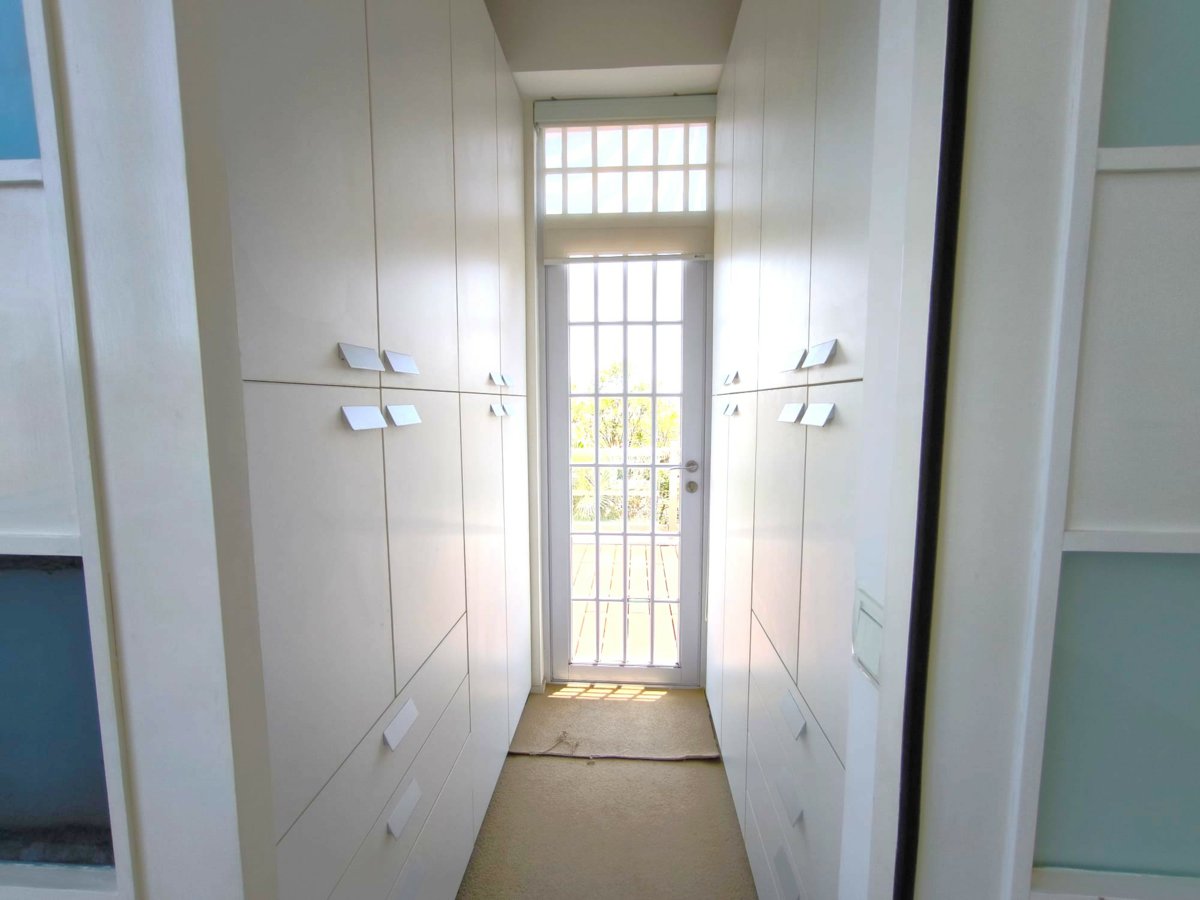 https://ap8.propertyraptor.com/hornet/src?p=/ap8_001/hornet/prp/img/df3bb074e5dc5e33caeb6eb12ed68a81-wtm.jpg