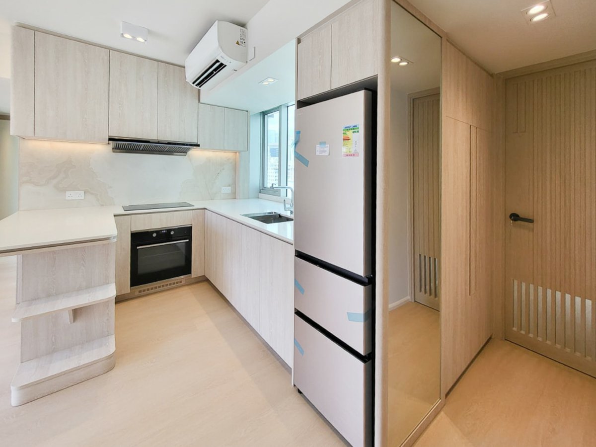 https://ap8.propertyraptor.com/hornet/src?p=/ap8_001/hornet/prp/img/e32b80d107aff4396718b435600e85d4-wtm.jpg