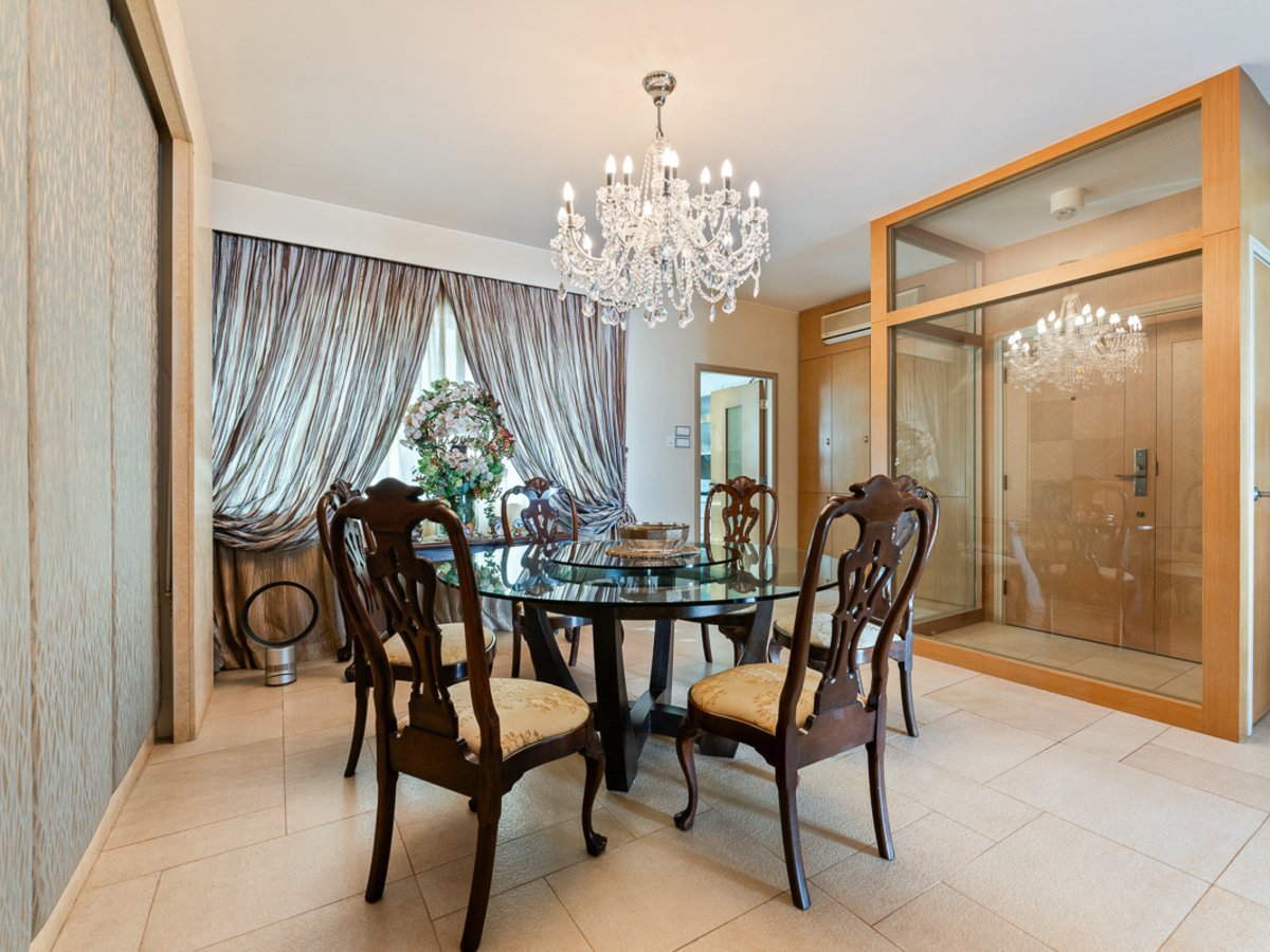 Repulse Bay Garden Blk 30