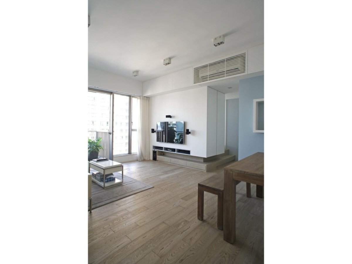 https://ap8.propertyraptor.com/hornet/src?p=/ap8_001/hornet/prp/img/ea79c9549cade47432612a4c05ebce71.jpg