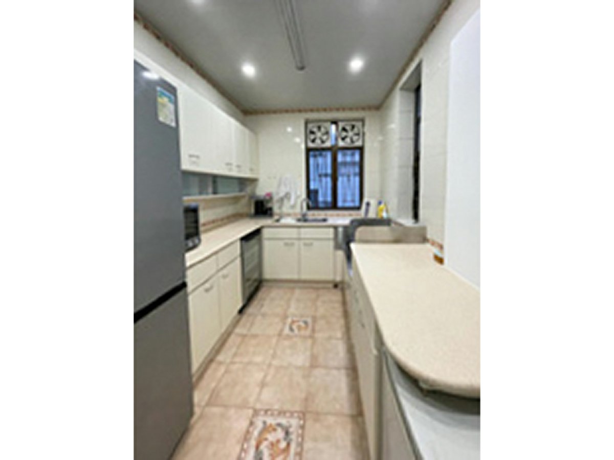 https://ap8.propertyraptor.com/hornet/src?p=/ap8_001/hornet/prp/img/ef5cd578ef13ff538937d26d208fac6d.jpg