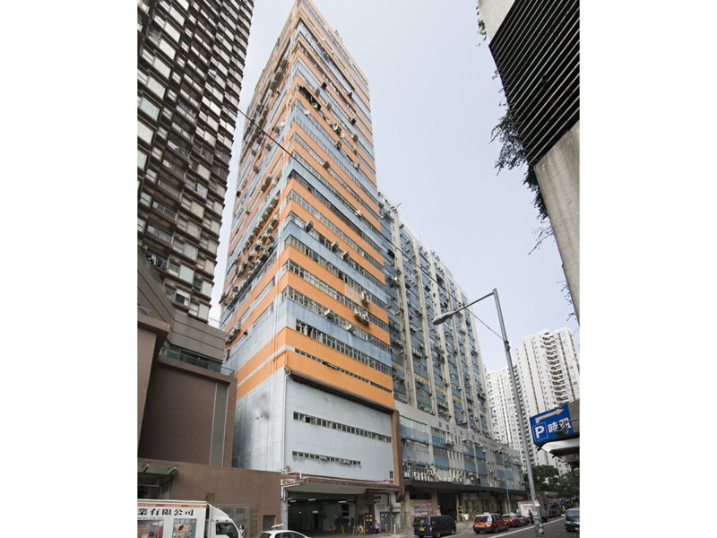 https://ap8.propertyraptor.com/hornet/src?p=/ap8_001/hornet/prp/img/f0fe28747abcb861359aab5e2473255e.jpg