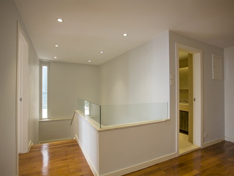 https://ap8.propertyraptor.com/hornet/src?p=/ap8_001/hornet/prp/img/f5443ea9a0581b36c6aa52cfd540869a.jpg