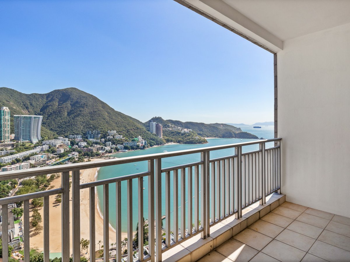 Repulse Bay Garden Blk 11