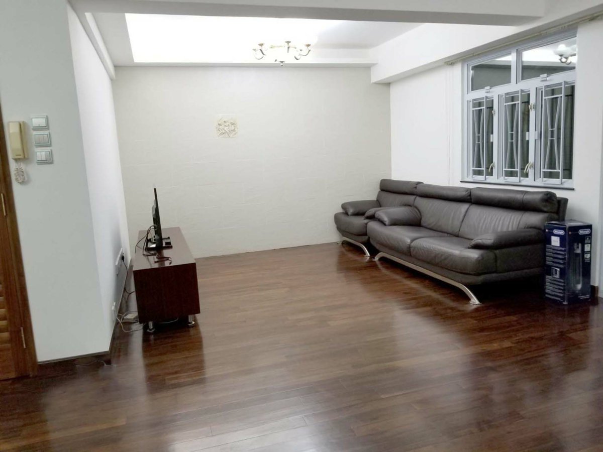 https://ap8.propertyraptor.com/hornet/src?p=/ap8_001/hornet/prp/img/fb6c7f7cf4b97e431c46b1abf6901dc5-wtm.jpg